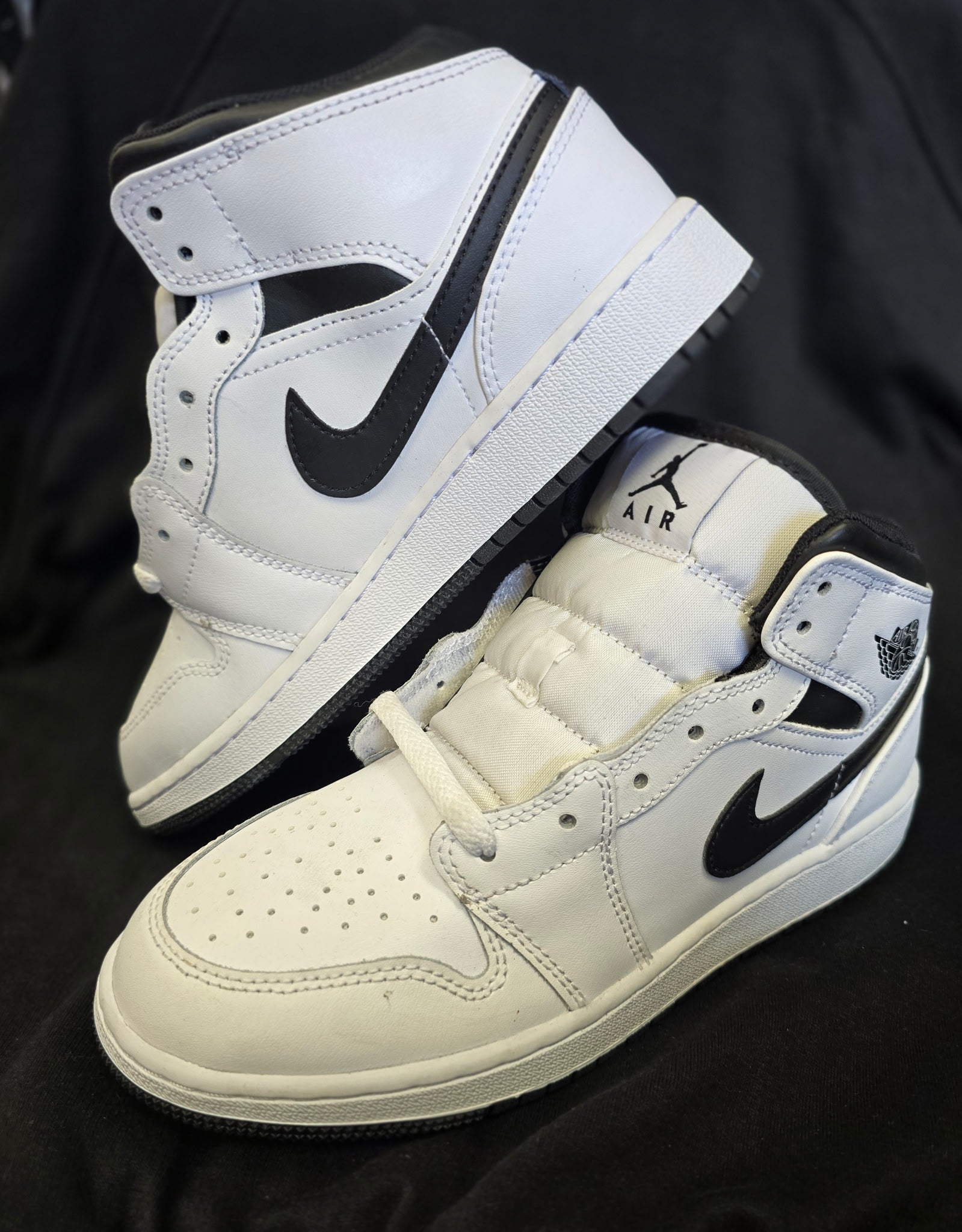 Nike Air Jordan 1 Mid